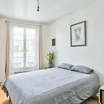 Cozy Apartment For 2 - Paris 20E